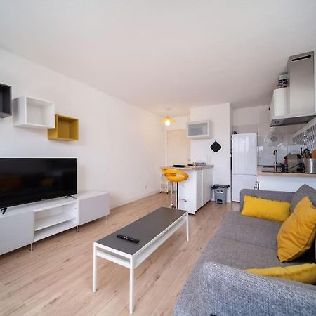 Appartement Tout Equipe Climatise Terrasse Hopital De La Timone Marselha Exterior foto